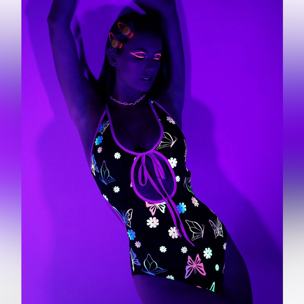 iHeartRaves Black and Pink Butterfly Bodysuit - Picture 3 of 5